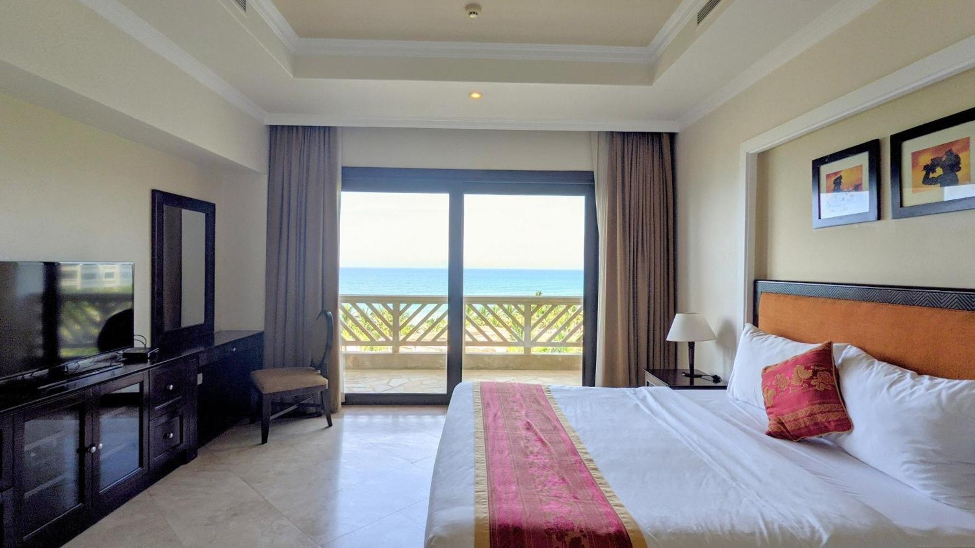 Olalani Resort&Condotel Da Nang Esterno foto