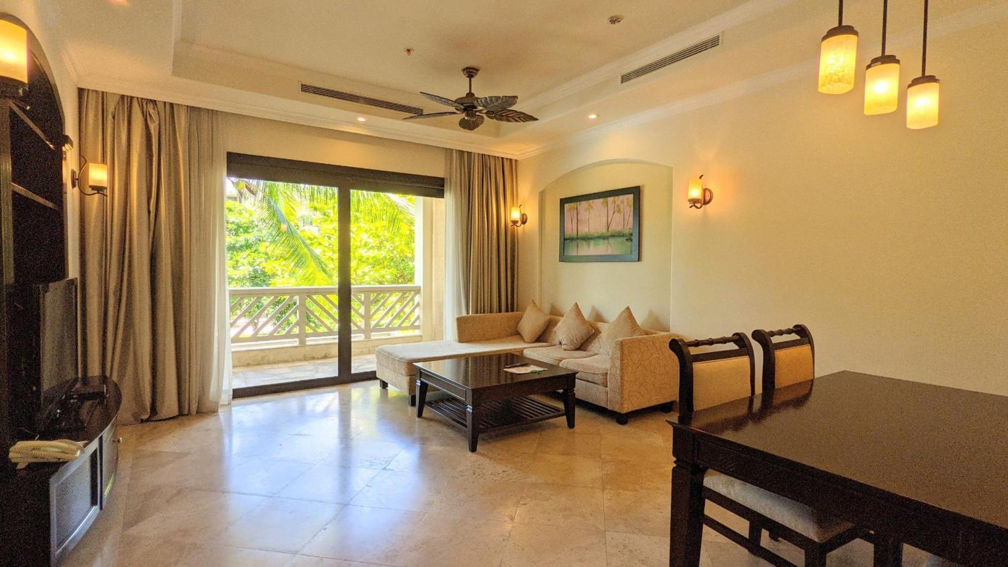 Olalani Resort&Condotel Da Nang Esterno foto
